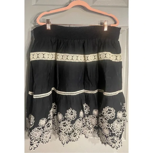 Anthropologie Embroidered Lace Skirt Black NWT Size XL - Picture 5 of 12